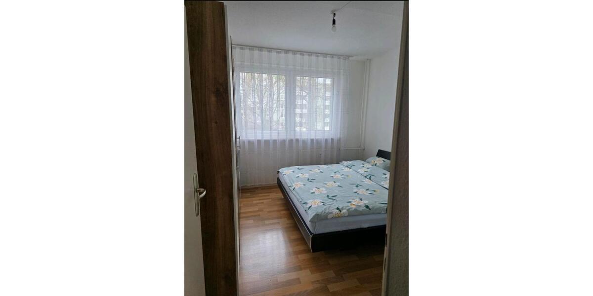Etagenwohnung Halle (Saale) Halle-Neustadt - 3 Zimmer, 57 m&sup2;, 534&euro; | Angebot:26656106