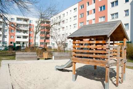 Wohnung Halle (Saale) Halle-Neustadt - 3 Zimmer, 57 m&sup2;, 360&euro; | Angebot:27013631