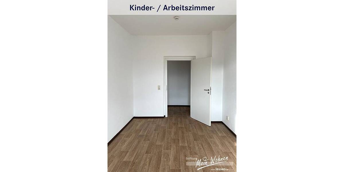 Etagenwohnung Halle Lutherplatz - 3 Zimmer, 80 m&sup2;, 700&euro; | Angebot:26766698