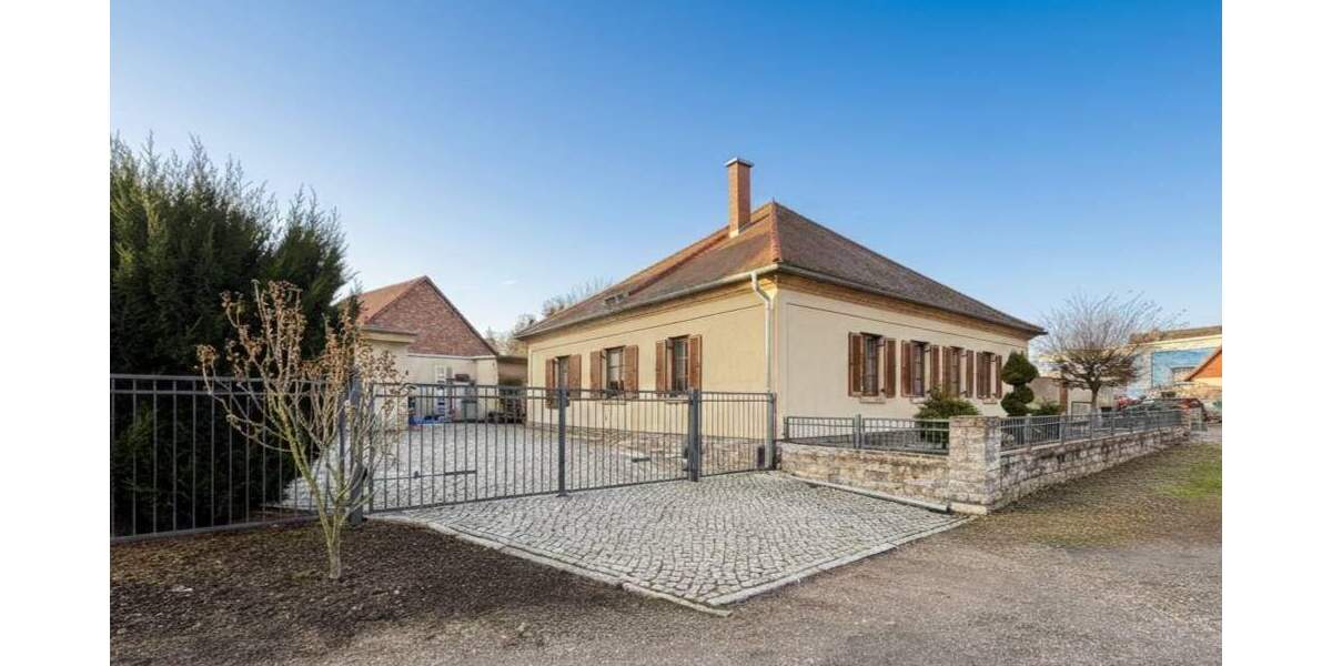 Einfamilienhaus Köthen - 6 Zimmer, 191 m&sup2;, 398.000&euro; | Angebot:25154040