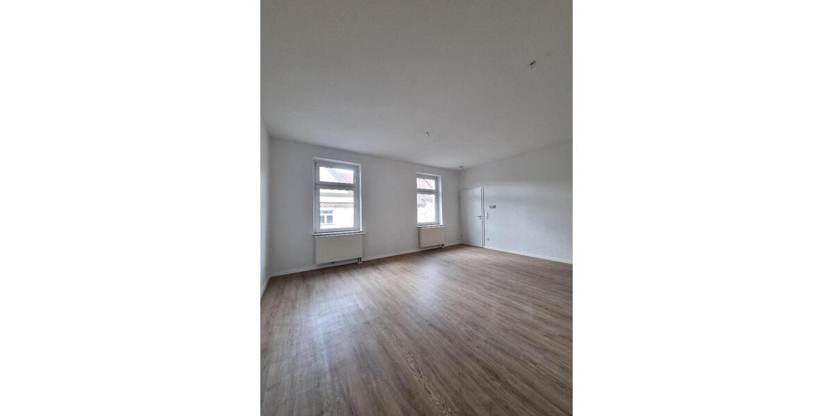 Etagenwohnung Köthen (Anhalt) - 2 Zimmer, 70 m&sup2;, 385&euro; | Angebot:25977963