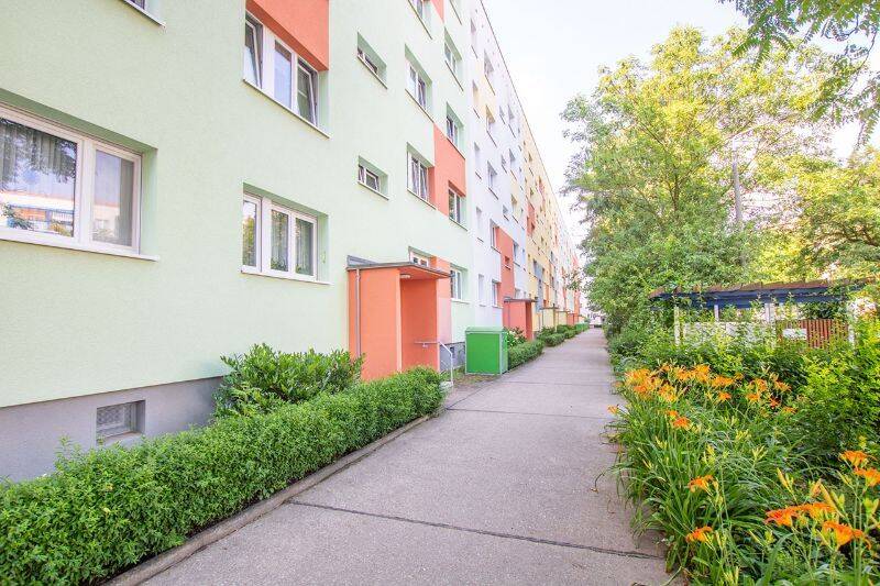 Etagenwohnung Halle (Saale) Südstadt - 2 Zimmer, 50 m&sup2;, 330&euro; | Angebot:26917987