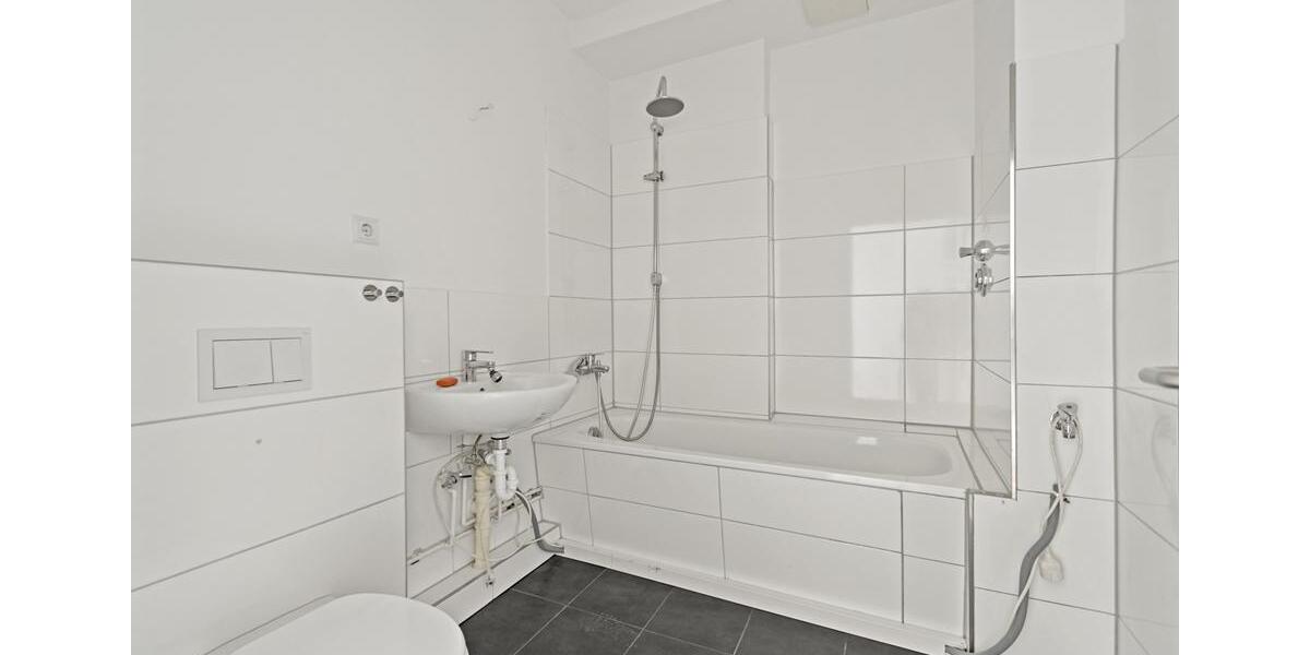 Etagenwohnung Halle (Saale) Büschdorf - 2.5 Zimmer, 73 m&sup2;, 559&euro; | Angebot:25540634