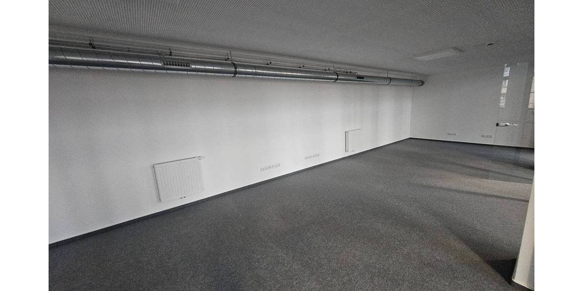 Gewerbeobjekt Halle Lutherplatz - 7 Zimmer, 908 m&sup2;, 9.536&euro; | Angebot:26029558