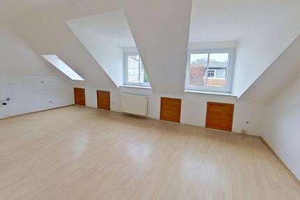 Wohnung Köthen (Anhalt) - 1 Zimmer, 30 m&sup2;, 200&euro; | Angebot:26148046