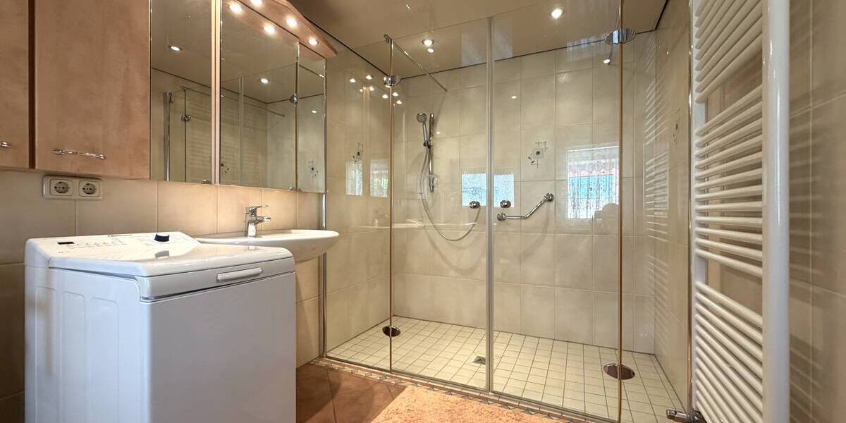Doppelhaushälfte Bitterfeld-Wolfen Greppin - 4 Zimmer, 107 m&sup2;, 125.000&euro; | Angebot:26751001