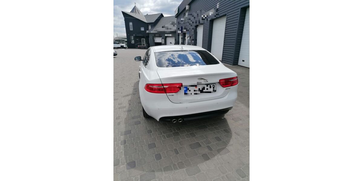 Jaguar XE 140.000 km 10.500 &euro; Eisleben 06295