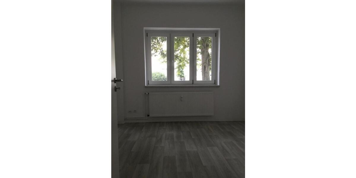 Erdgeschoßwohnung Halle (Saale) Damaschkestraße - 2 Zimmer, 49 m&sup2;, 600&euro; | Angebot:26428994