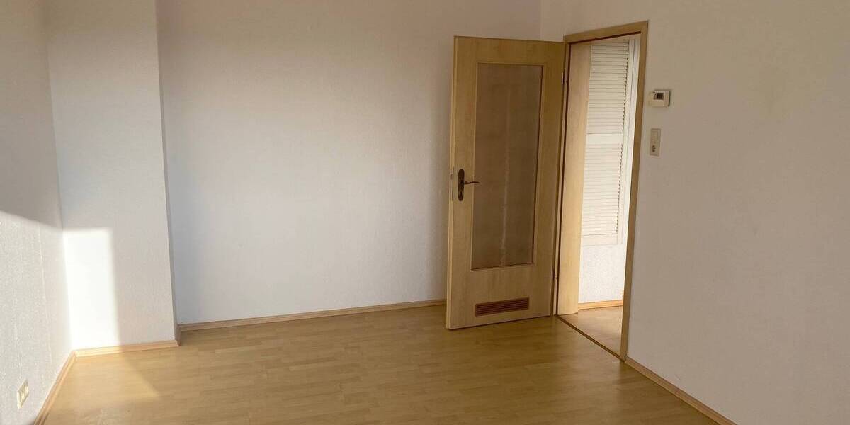 Zimmer Halle (Saale) Damaschkestraße - 2 Zimmer, 55 m&sup2;, 460&euro; | Angebot:26092449