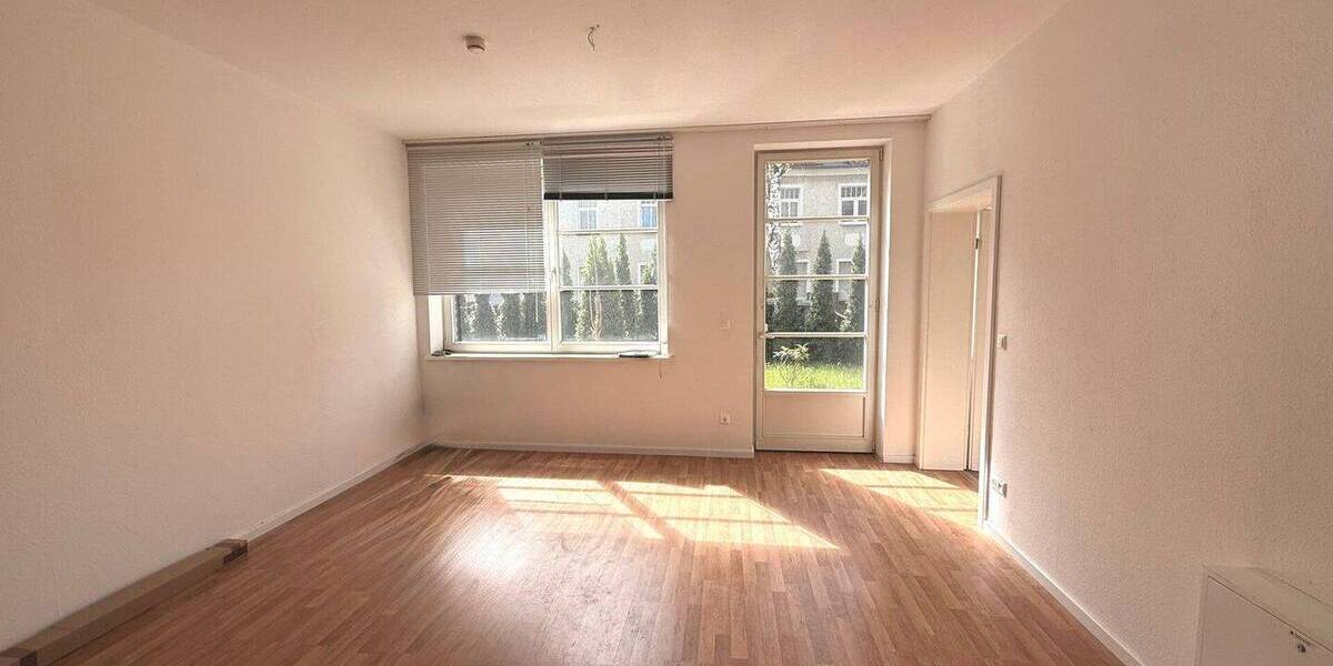 Etagenwohnung Bitterfeld Anhaltsiedlung - 2 Zimmer, 34 m&sup2;, 265&euro; | Angebot:26799302