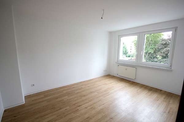 Wohnung zum Mieten in Halle (Saale) 260 € 39.86 m²