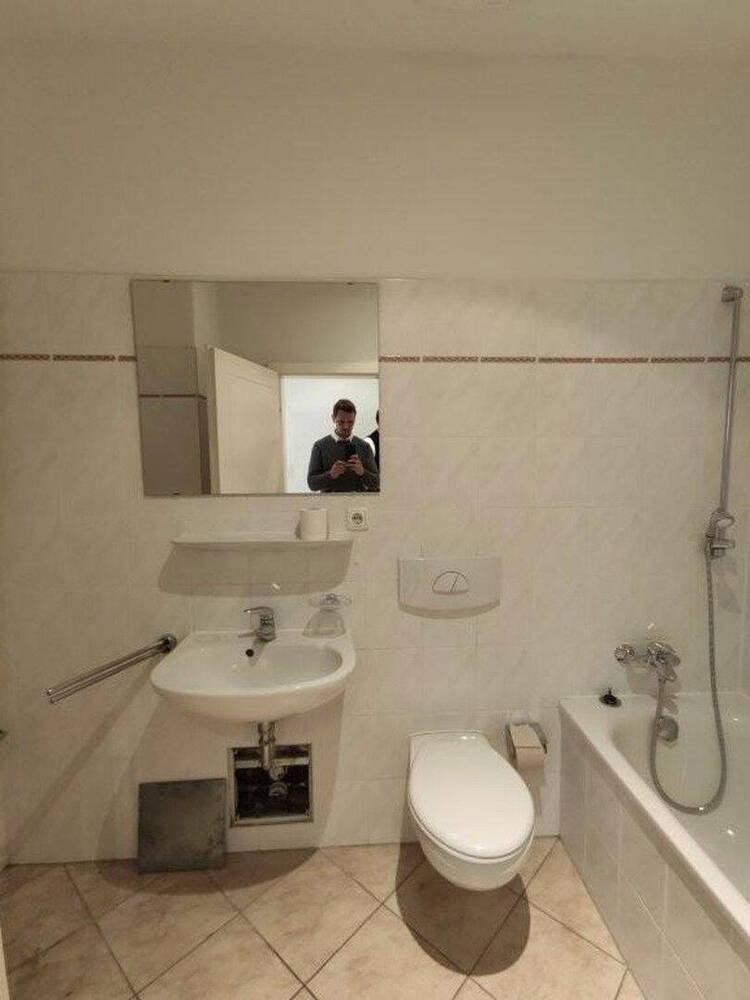 Fix & Fertig zum Neubezug ! 1,5 ZKB + schöner Balkon 51 qm frisch saniert sucht SIE!