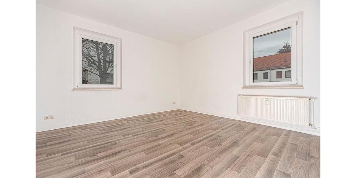 Etagenwohnung Eisleben (Lutherstadt) - 3 Zimmer, 68 m&sup2;, 450&euro; | Angebot:23871948