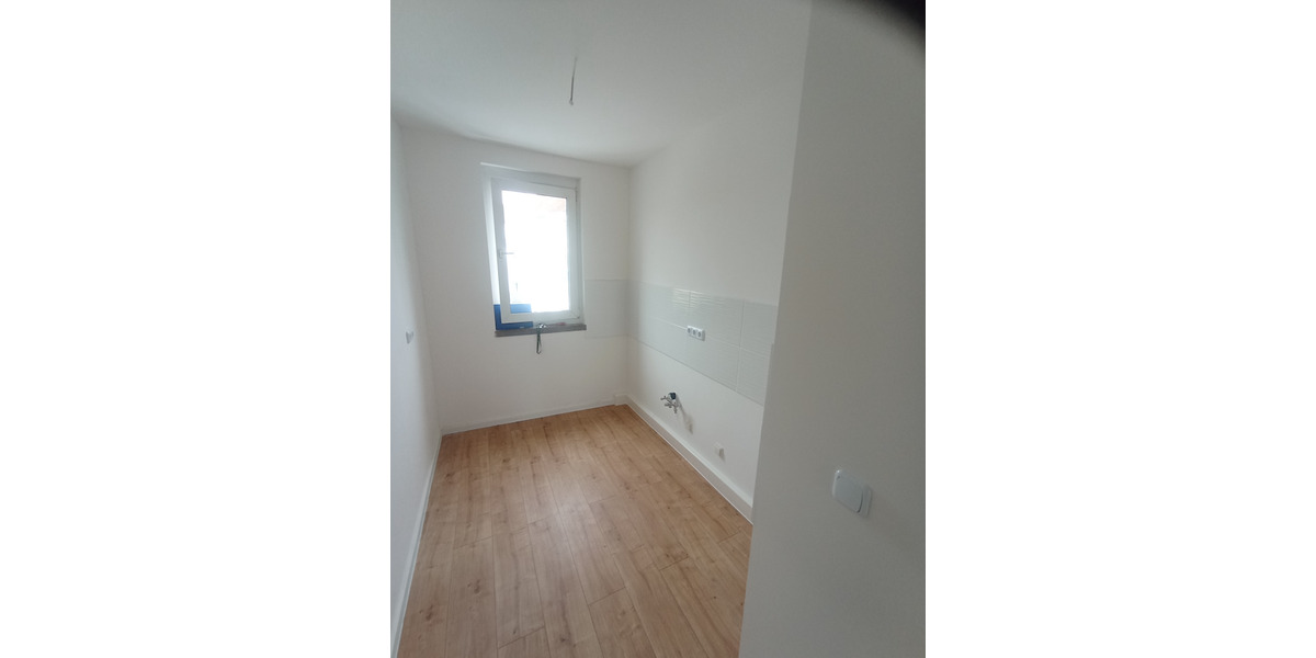 Etagenwohnung Bitterfeld-Wolfen Wolfen - 3 Zimmer, 60 m&sup2;, 460&euro; | Angebot:25797036