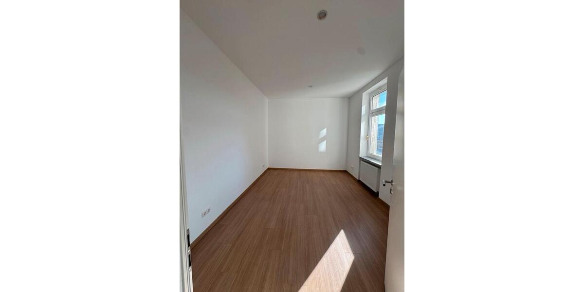 Etagenwohnung Halle (Saale) Damaschkestraße - 2 Zimmer, 60 m&sup2;, 650&euro; | Angebot:26607209