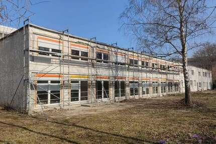 Haus zum Kaufen in Halle 650.000 € 1184 m²