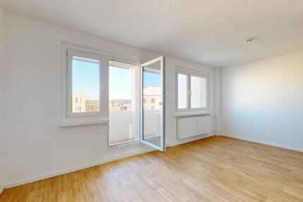 Ideal als 2er WG oder für die kleine Familie - ab Mitte April 3 zimmer