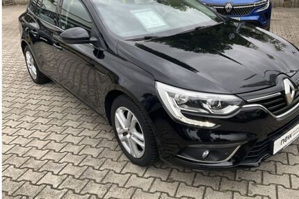 Renault Megane 78.400 km 11.990 &euro; Wolfen 06766