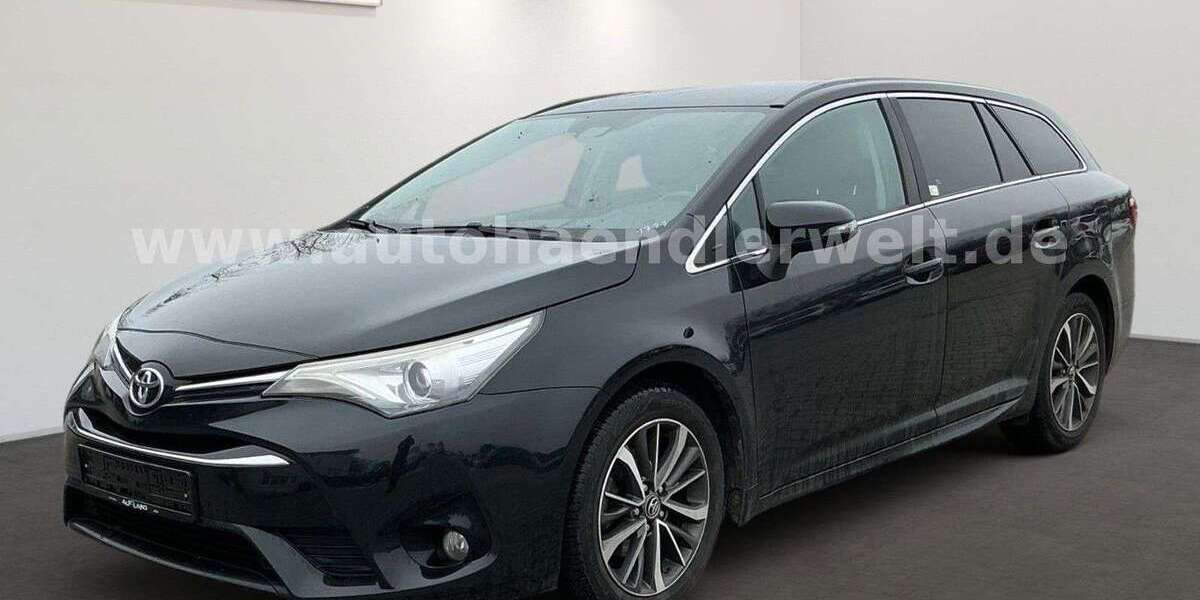 Toyota Avensis 106.809 km 7.999 &euro; Sandersdorf-Brehna 06796