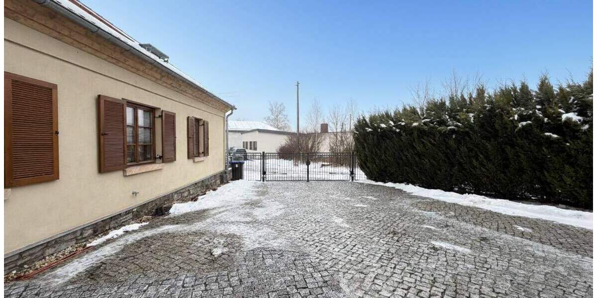 Einfamilienhaus Köthen - 6 Zimmer, 191 m&sup2;, 398.000&euro; | Angebot:25154040