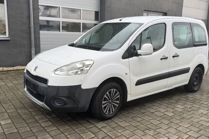 Peugeot Partner 296.000 km 3.590 € Halle 06112