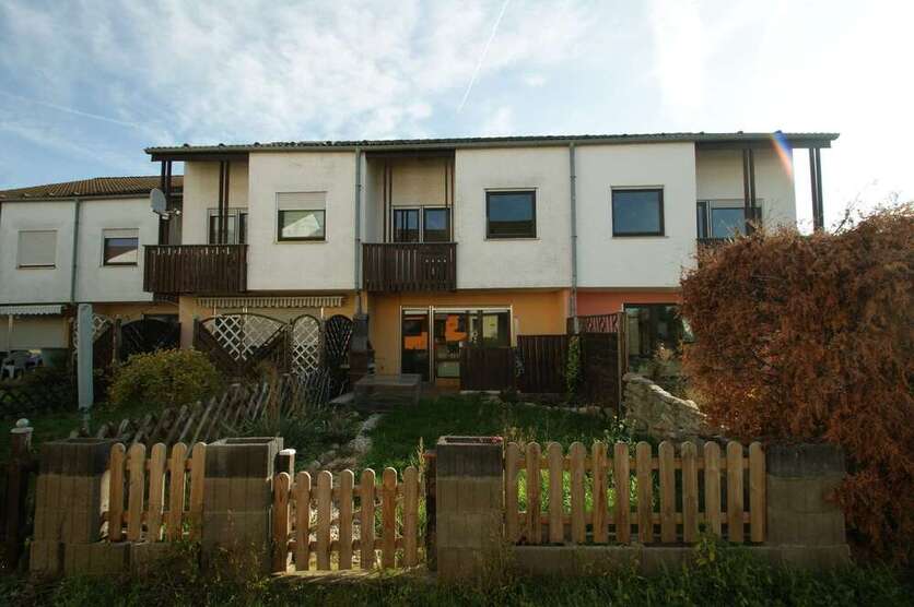 Reihenmittelhaus mit Garten in ruhiger Lage – ideal für Familien 5 zimmer