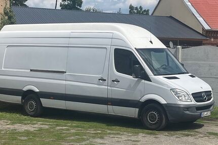 Mercedes-Benz Sprinter 217.000 km 13.500 &euro; Großzöberitz 06780