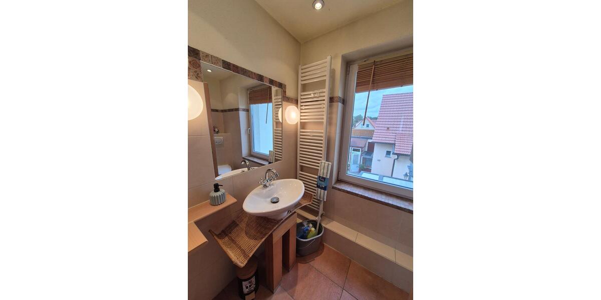 Einfamilienhaus Bad Dürrenberg - 8 Zimmer, 217 m&sup2;, 389.000&euro; | Angebot:25054296