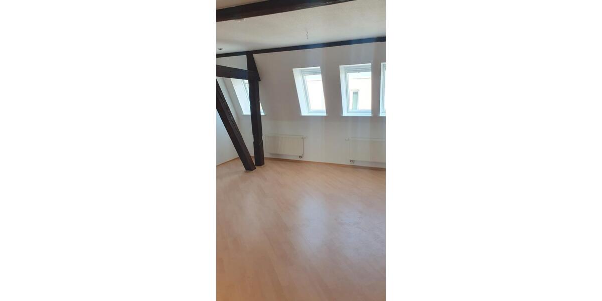Dachgeschoßwohnung Halle (Saale) Damaschkestraße - 2 Zimmer, 79 m&sup2;, 753&euro; | Angebot:26326586
