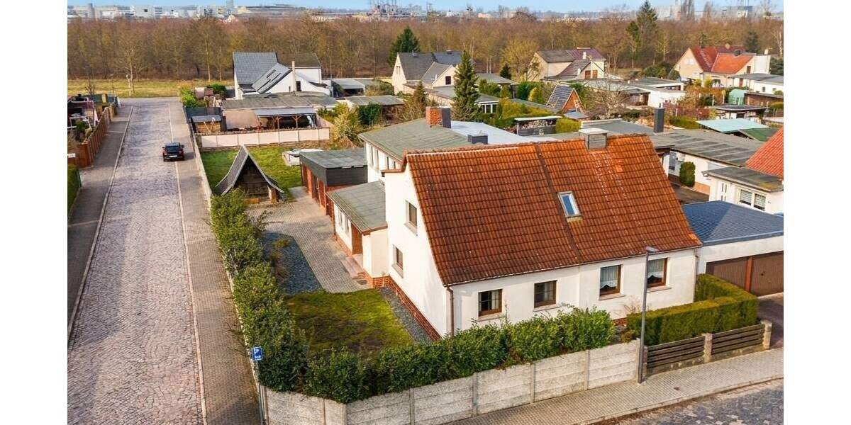 Doppelhaushälfte Bitterfeld-Wolfen Greppin - 3 Zimmer, 130 m&sup2;, 179.000&euro; | Angebot:25664448
