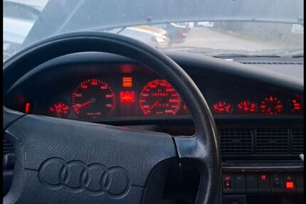 Audi V8 230.000 km 9.600 &euro; Halle 06124