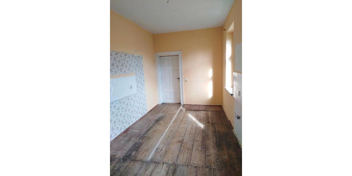 Mehrfamilienhaus, Wohnhaus Querfurt - 10 Zimmer, 300 m&sup2;, 250.000&euro; | Angebot:24852051