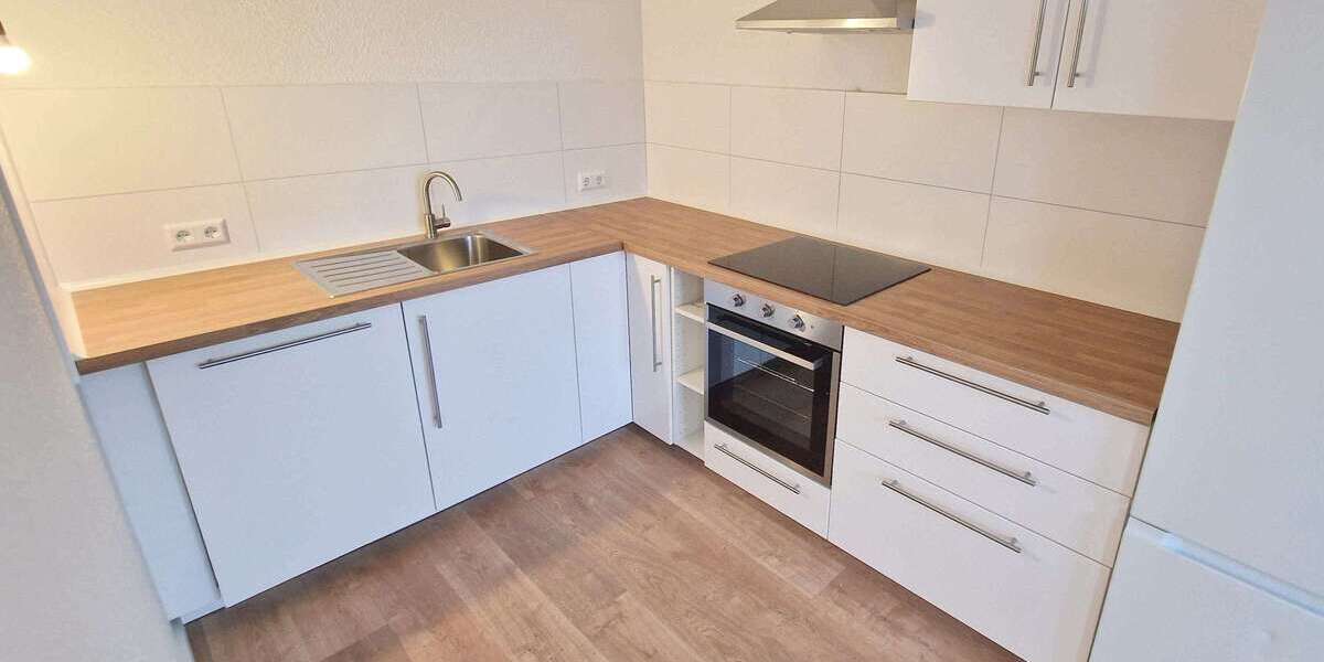 Etagenwohnung Halle Halle-Neustadt - 5 Zimmer, 81 m&sup2;, 650&euro; | Angebot:26780369