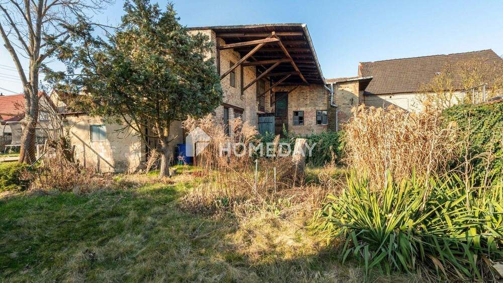 Einfamilienhaus Landsberg Oppin - 8 Zimmer, 240 m&sup2;, 230.000&euro; | Angebot:25212874