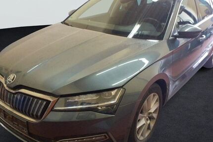Skoda Superb 61.196 km 16.900 &euro; Halle 06108