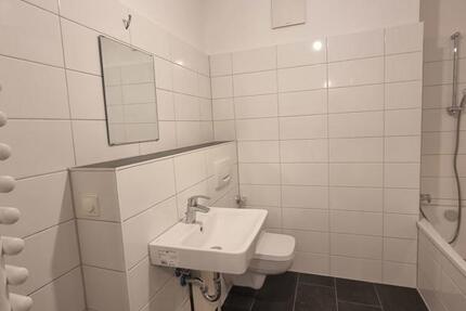 Wohnung Halle (Saale) - 2 Zimmer, 71 m&sup2;, 580&euro; | Angebot:25525235