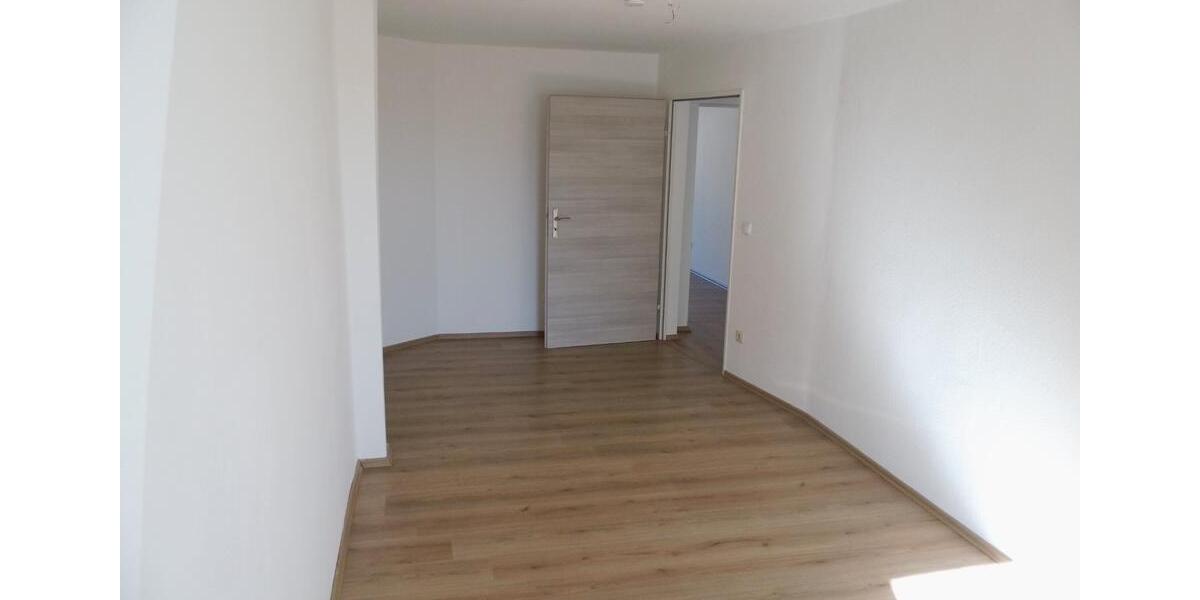 Dachgeschoßwohnung Sandersdorf-Brehna Torna - 3 Zimmer, 84 m&sup2;, 590&euro; | Angebot:26262555