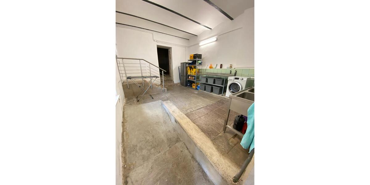 Bauernhaus, Landhaus Eisleben (Lutherstadt) - 9 Zimmer, 173 m&sup2;, 135.000&euro; | Angebot:27091649