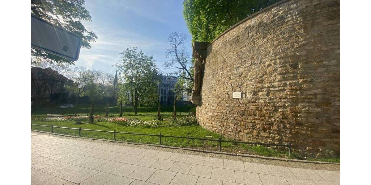 Gewerbeobjekt Merseburg Neumarkt (Vorstadt) - 3 Zimmer, 100 m&sup2;, 700&euro; | Angebot:25730115