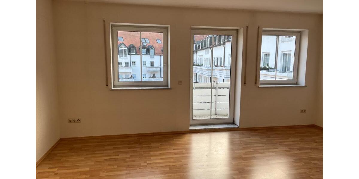 Etagenwohnung Delitzsch - 3 Zimmer, 80 m&sup2;, 800&euro; | Angebot:25971810