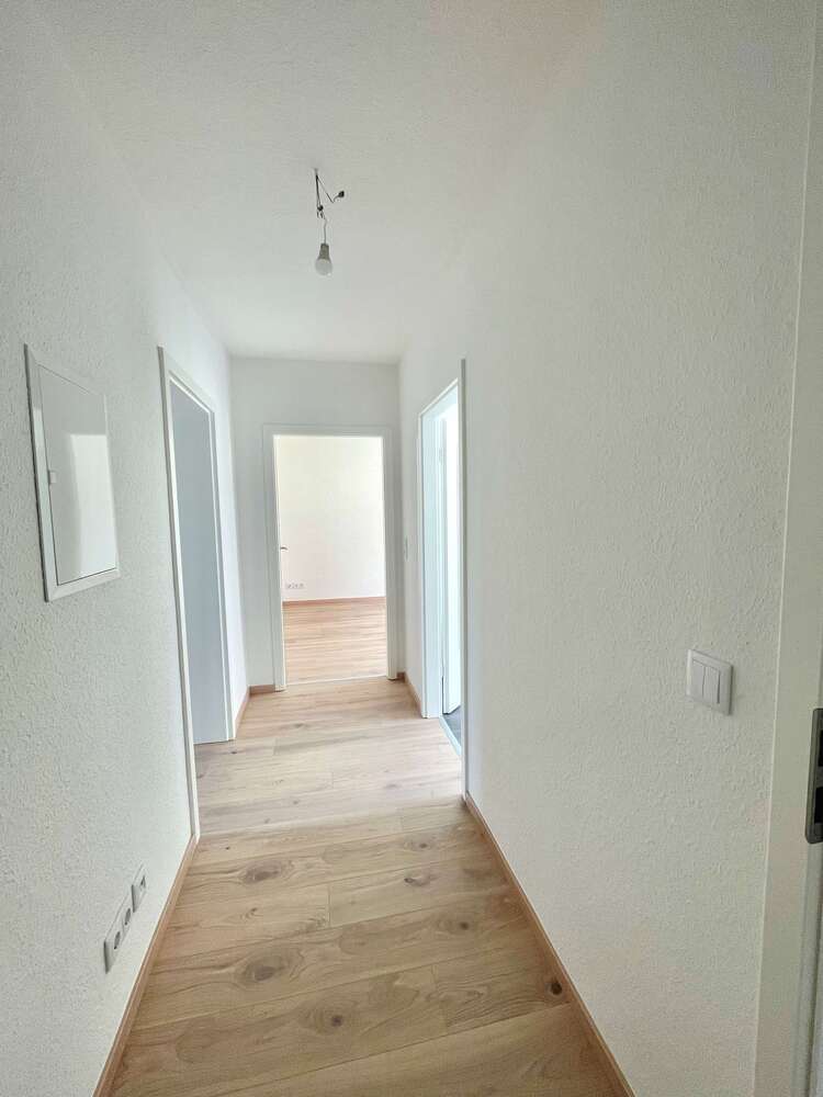 Wohnung zum Mieten in Bitterfeld-Wolfen OT Wolfen 348,40 € 53.6 m²