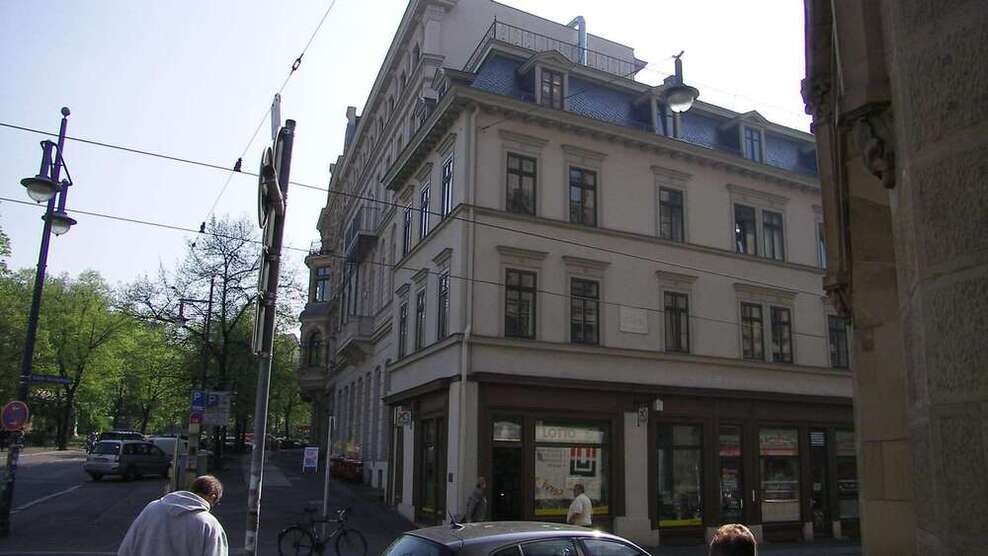 Wohnung zum Mieten in Halle 190 € 17.6 m²