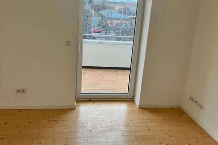 Wohnung Halle (Saale) Büschdorf - 3 Zimmer, 69 m&sup2;, 725&euro; | Angebot:26888632