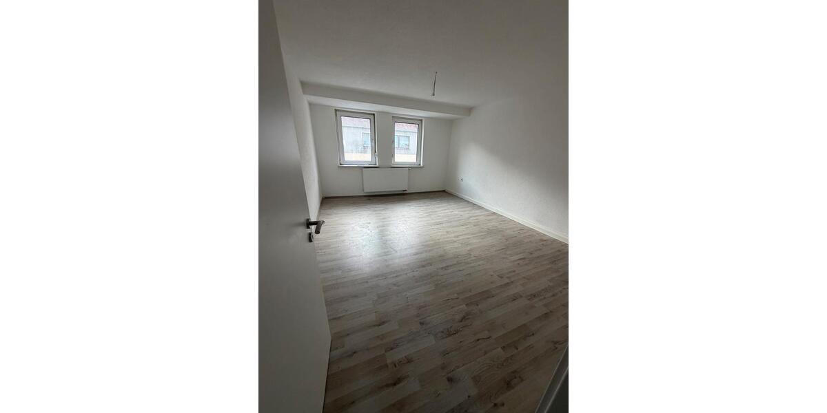 Einfamilienhaus Eisleben (Lutherstadt) - 5 Zimmer, 133 m&sup2;, 850&euro; | Angebot:27623898