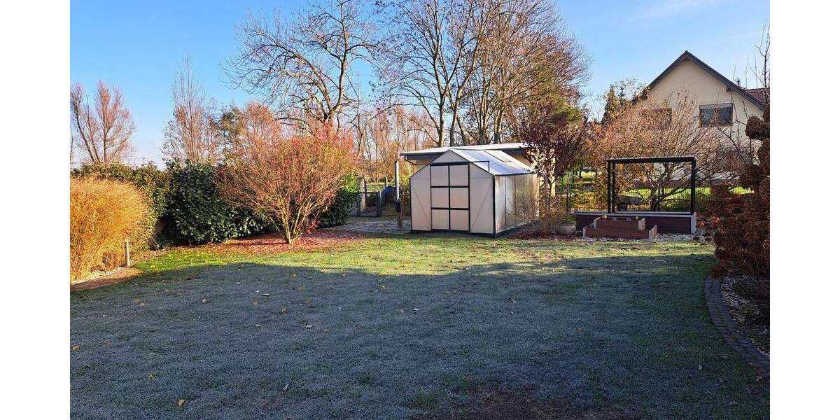 Bungalow Schkeuditz / Radefeld Radefeld - 4 Zimmer, 130 m&sup2;, 619.000&euro; | Angebot:23963182