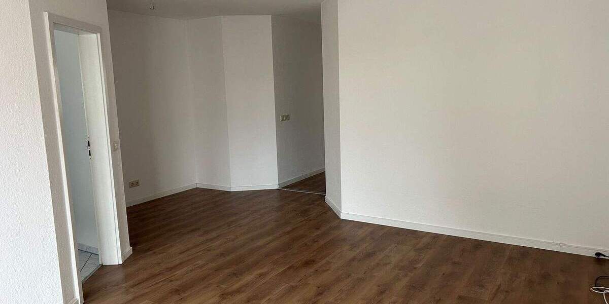 Etagenwohnung Merseburg Neumarkt (Vorstadt) - 4 Zimmer, 83 m&sup2;, 600&euro; | Angebot:26015636