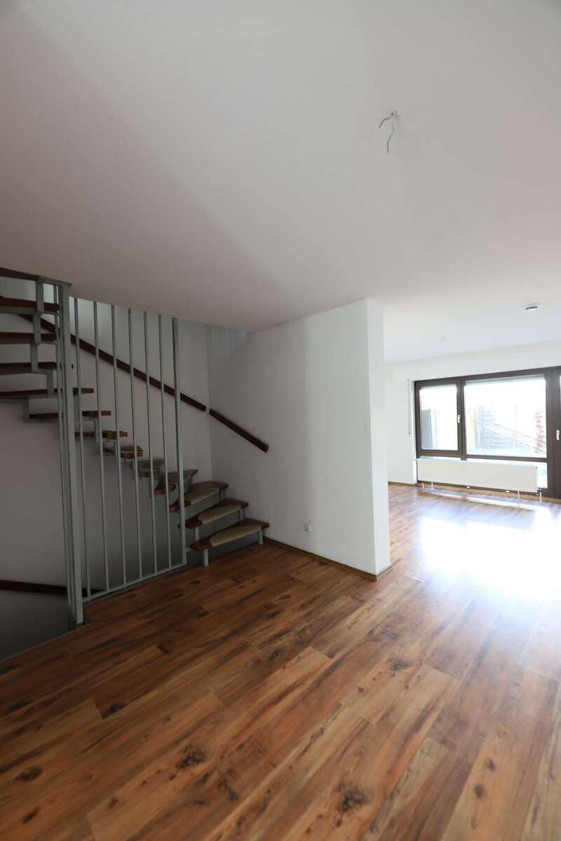 Reihenmittelhaus mit Garten in ruhiger Lage – ideal für Familien 5 zimmer