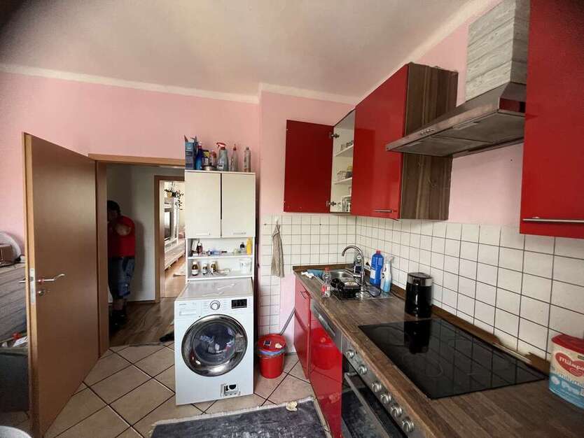 Wohn- und Geschäftshaus mit Sanierungspotenzial 18 zimmer