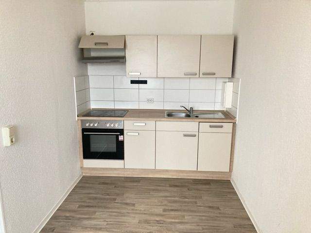 Etagenwohnung Bitterfeld-Wolfen Wolfen - 3 Zimmer, 57 m&sup2;, 337&euro; | Angebot:25602661