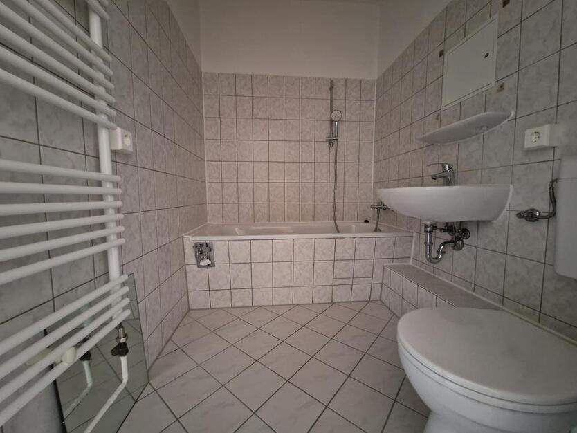 Charmante 3-Zimmer-Wohnung für kleine Familien und Paare ! + 2 NKM sparen* zimmer